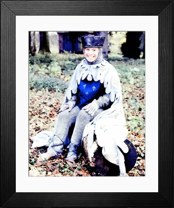 Framed Print : Barbara Windsor during filming of an episode of Carry on Laughing Framed Print : Barbara Windsor during filming of an episode of Carry on Laughing