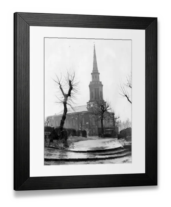 Framed Print : St Pauls Church which is being repaired after heavy war damage