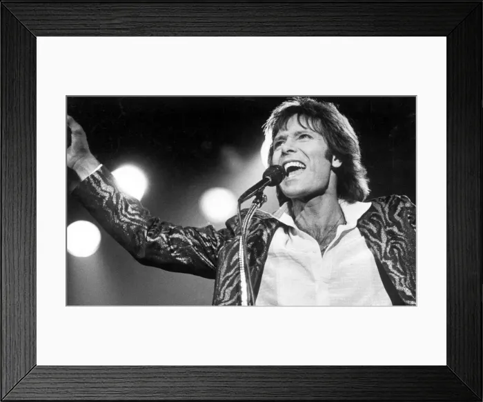 Framed Print : Cliff Richard, pictured in concert at the Odeon Theatre, Birmingham Framed Print : Cliff Richard, pictured in concert at the Odeon Theatre, Birmingham