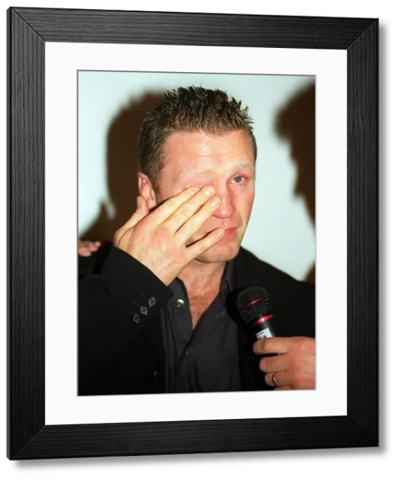 Framed Print : Steve Collins WBO Champion after announcing retirement in London Framed Print : Steve Collins WBO Champion after announcing retirement in London