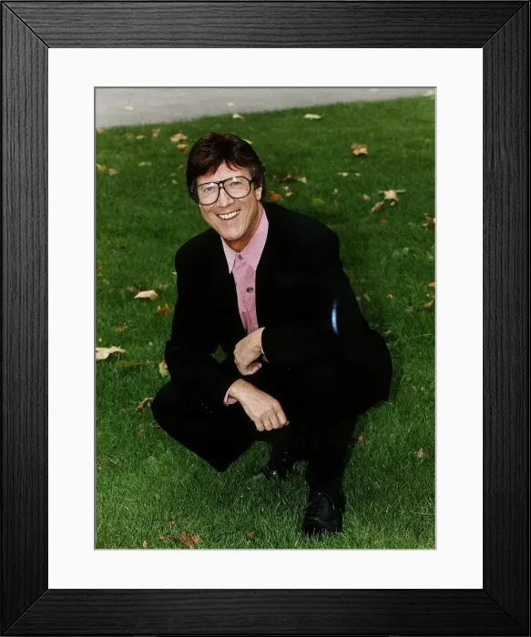 Framed Print : Hank Marvin Musician Music Framed Print : Hank Marvin Musician Music