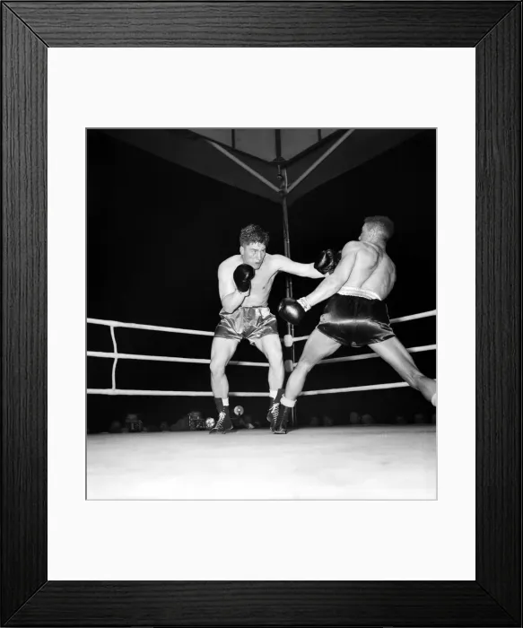 Framed Print : Boxing. Ralph Turpin v. Don Cockell. June 1952 C2915-003