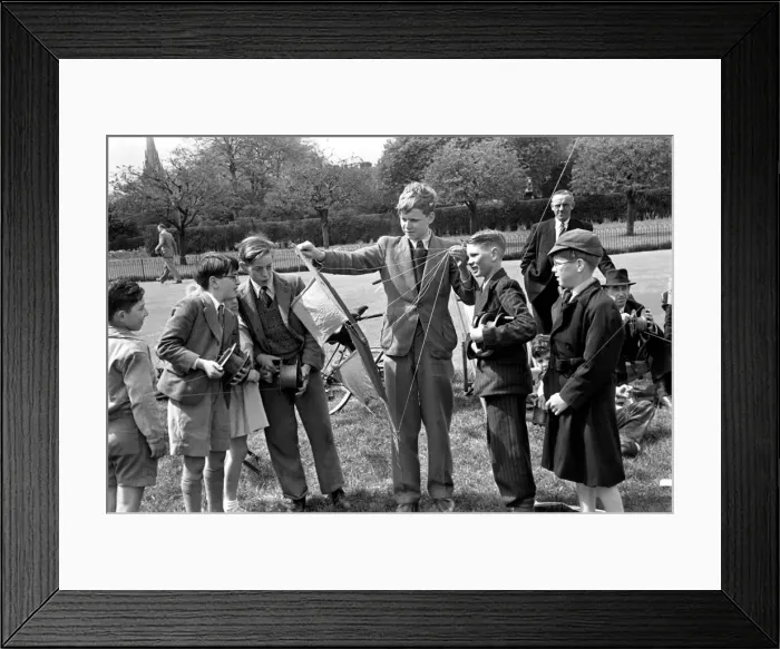 Framed Print : Kite Flying in Hyde Park. April 1952 C2007-006 Framed Print : Kite Flying in Hyde Park. April 1952 C2007-006