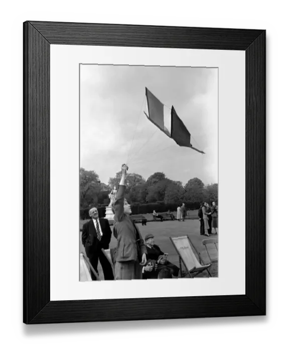 Framed Print : Kite Flying in Hyde Park. April 1952 C2007-010 Framed Print : Kite Flying in Hyde Park. April 1952 C2007-010