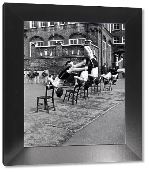 William Blake Secondary School, Battersea. Gymnastics. March 1952 C1257-003