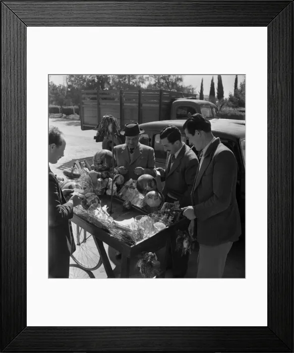 Framed Print : Local street vendor selling his wares on the roadside in a town in Cyprus Framed Print : Local street vendor selling his wares on the roadside in a town in Cyprus