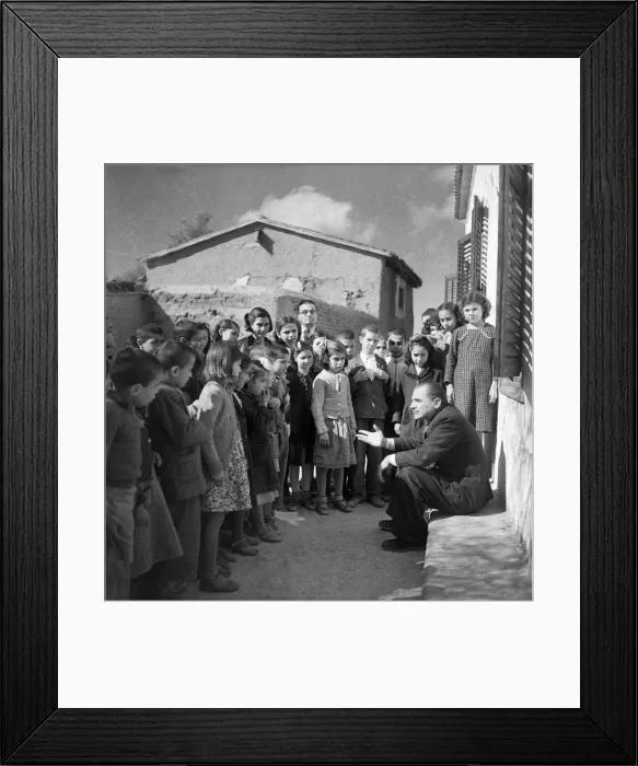 Framed Print : Turkish School children in Peristerona, Cyprus. November 1952 C1103-007 Framed Print : Turkish School children in Peristerona, Cyprus. November 1952 C1103-007
