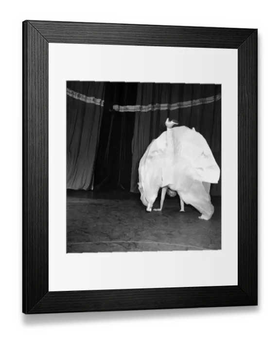 Framed Print : Gracie Fields does a cart wheel at end of her performance at London Palladium Framed Print : Gracie Fields does a cart wheel at end of her performance at London Palladium