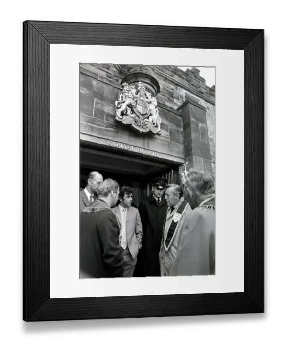 Framed Print : Northern Ireland August 1971. Ian Paisley and supporters march on Stormont Framed Print : Northern Ireland August 1971. Ian Paisley and supporters march on Stormont