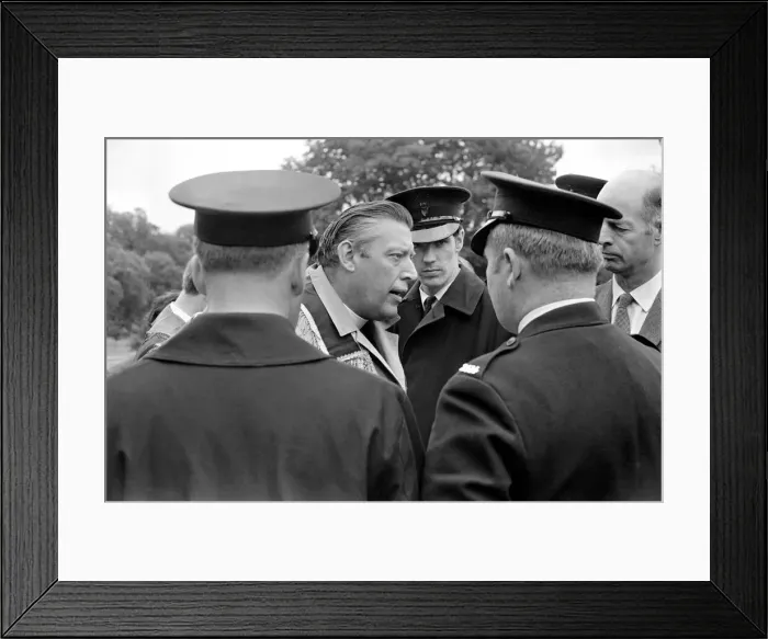Framed Print : Northern Ireland August 1971. Ian Paisley and supporters march on Stormont Framed Print : Northern Ireland August 1971. Ian Paisley and supporters march on Stormont