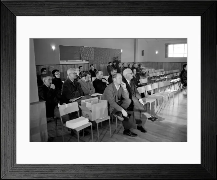 Framed Print : Stormont MP John Hume seen here at the inauguration of Northern Irelands alternative