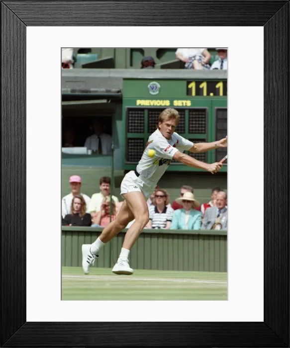 Framed Print : Wimbledon Tennis. McEnroe v. Edberg. July 1991 91-4197-037 Framed Print : Wimbledon Tennis. McEnroe v. Edberg. July 1991 91-4197-037