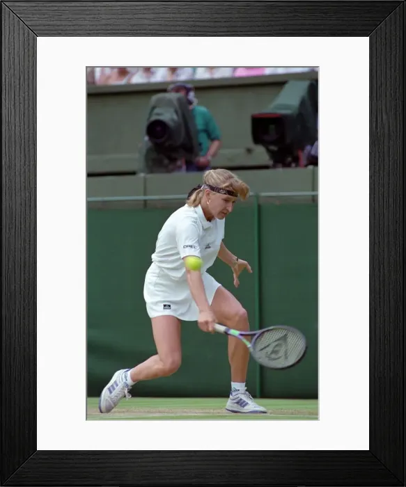 Framed Print : Wimbledon Tennis. Zina Garrison v. Steffi Graf. July 1991 91-4197-172 Framed Print : Wimbledon Tennis. Zina Garrison v. Steffi Graf. July 1991 91-4197-172