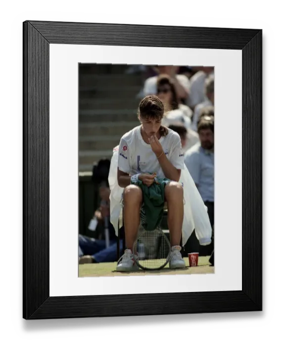Framed Print : Wimbledon Tennis. Gabriella Sabatini v. Jennifer Capriati. July 1991 91-4261-015 Framed Print : Wimbledon Tennis. Gabriella Sabatini v. Jennifer Capriati. July 1991 91-4261-015