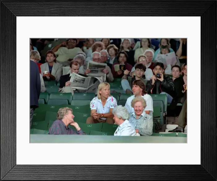 Framed Print : Wimbledon Tennis. Navratilova. July 1991 91-4197-241