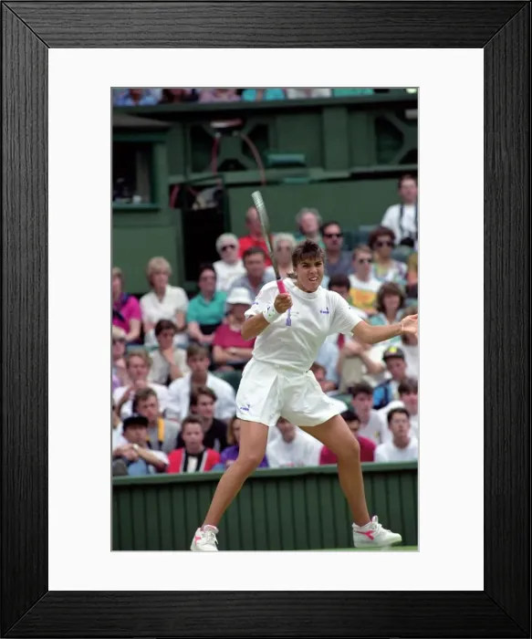 Framed Print : Wimbledon Tennis. J. Capriati v. Navratilova. July 1991 91-4197-219 Framed Print : Wimbledon Tennis. J. Capriati v. Navratilova. July 1991 91-4197-219