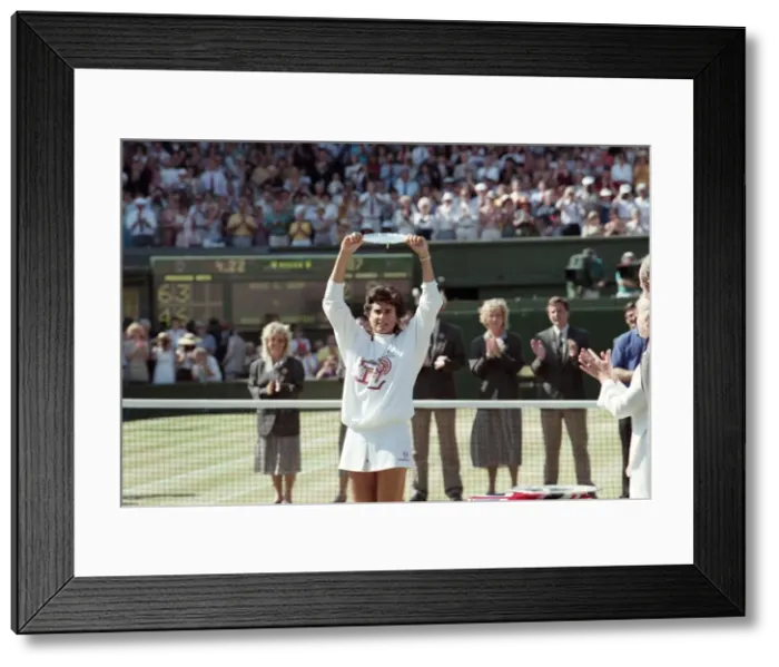 Framed Print : Wimbledon Ladies Final. Runners up trophy presented to Gabriella Sabatini by Duchess of Framed Print : Wimbledon Ladies Final. Runners up trophy presented to Gabriella Sabatini by Duchess of