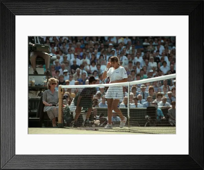 Framed Print : Wimbledon Tennis. Womens Semi Final: Gabriella Sabatini v. Jennifer Capriati