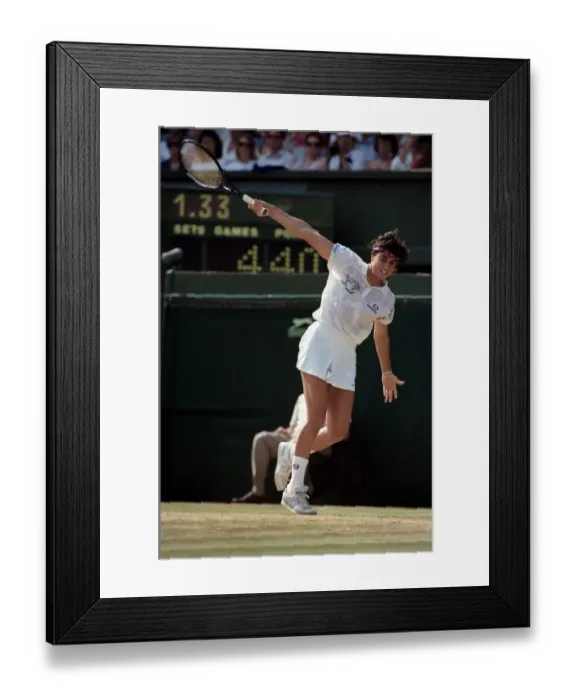 Framed Print : Wimbledon Tennis. Gabriella Sabatini v. Jennifer Capriati. July 1991 91-4261-033 Framed Print : Wimbledon Tennis. Gabriella Sabatini v. Jennifer Capriati. July 1991 91-4261-033