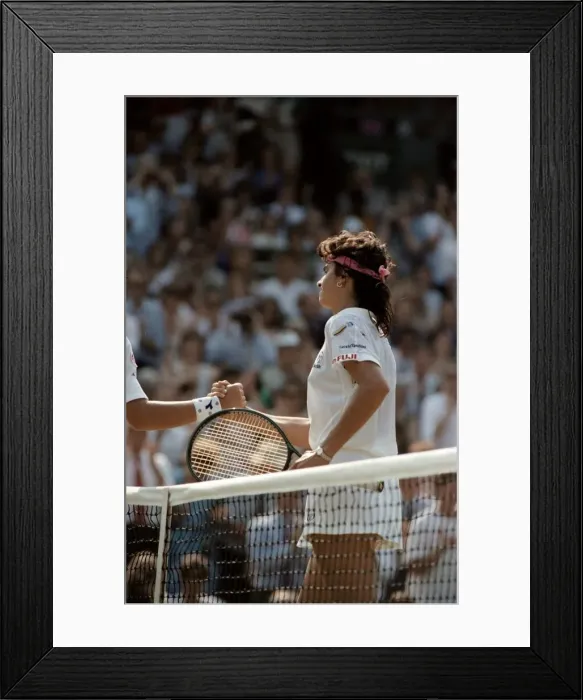 Framed Print : Wimbledon Tennis. Gabriella Sabatini v. Jennifer Capriati. July 1991 91-4261-025