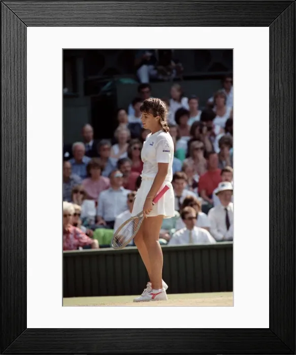 Framed Print : Wimbledon Tennis. Gabriella Sabatini v. Jennifer Capriati. July 1991 91-4261-032 Framed Print : Wimbledon Tennis. Gabriella Sabatini v. Jennifer Capriati. July 1991 91-4261-032