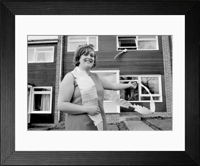 Framed Print : Woman with the 11, 000 trading stamps which came with her new house in Barn Close Framed Print : Woman with the 11, 000 trading stamps which came with her new house in Barn Close