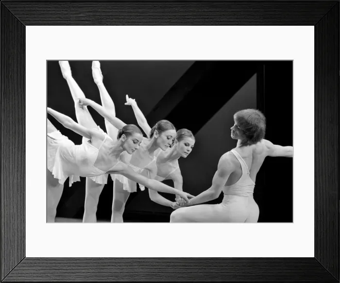 Framed Print : Entertainment dancing. The Dutch National Ballet makes its London dabut at Sadlers Wells