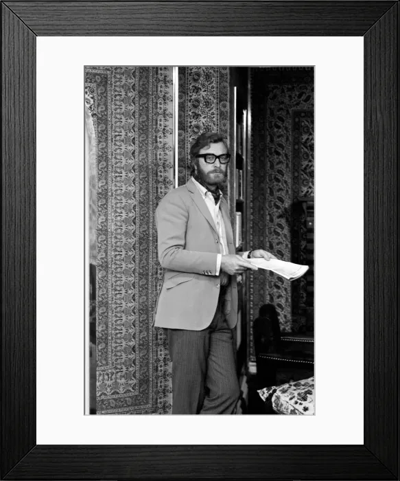 Framed Print : Actor Michael Caine pictured at his home in Grosvenor Square Framed Print : Actor Michael Caine pictured at his home in Grosvenor Square