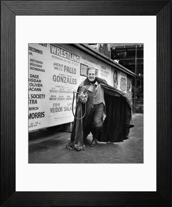 Framed Print : Wrestler Jackie Pallo is due to star in the pantomime Goldilocks Framed Print : Wrestler Jackie Pallo is due to star in the pantomime Goldilocks