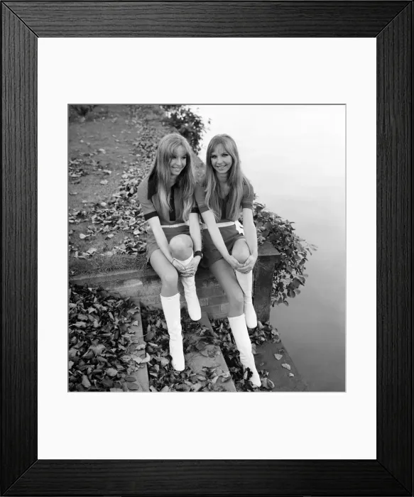 Framed Print : Twins Jullette and Gillian King are fussy about the modelling assignments they take