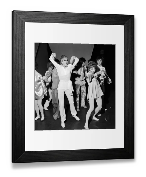 Framed Print : Dancing from the 19th to 29th November at the Sadlers Wells Theatre Framed Print : Dancing from the 19th to 29th November at the Sadlers Wells Theatre