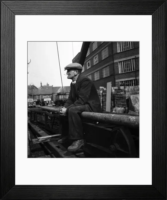 Framed Print : Eccentric millionaire Bob Hiddle. March 1953 D1440 Framed Print : Eccentric millionaire Bob Hiddle. March 1953 D1440
