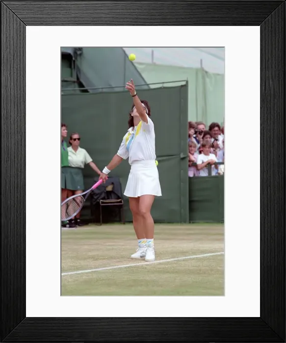 Framed Print : Wimbledon Tennis. Arantxa Sanchez-Vicario v. Lori McNeill. July 1989 89-3964-012 Framed Print : Wimbledon Tennis. Arantxa Sanchez-Vicario v. Lori McNeill. July 1989 89-3964-012