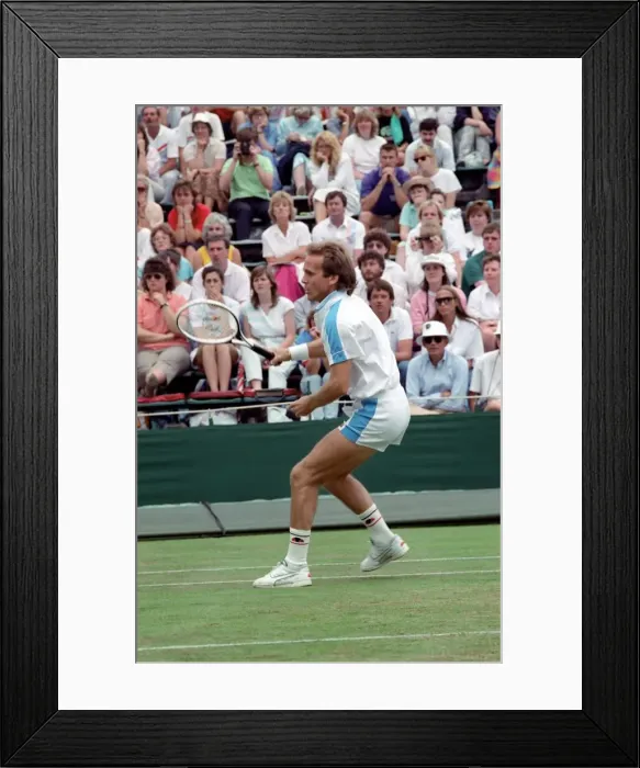 Framed Print : Wimbledon Tennis. John Lloyd. June 1988 88-3422-039 Framed Print : Wimbledon Tennis. John Lloyd. June 1988 88-3422-039