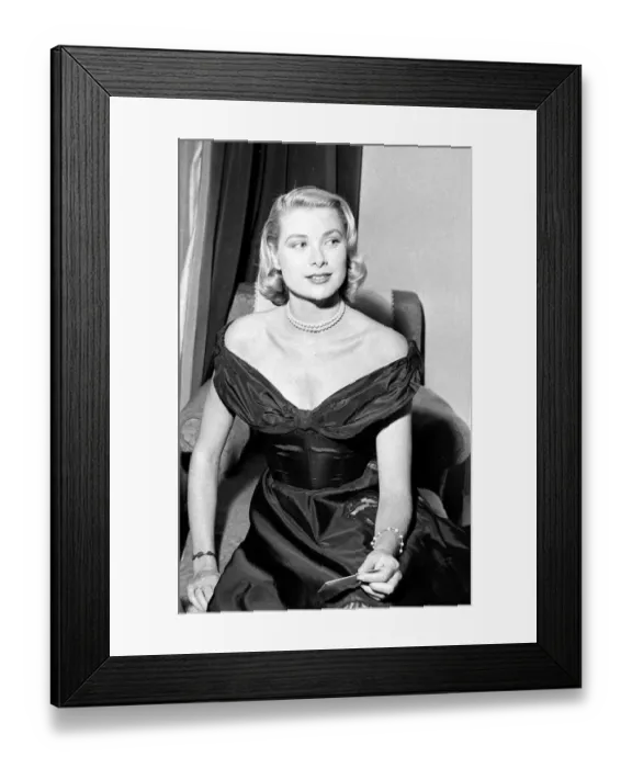 Framed Print : Hollywood actress Grace kelly seen here during her interview with Daily Mirror reporter