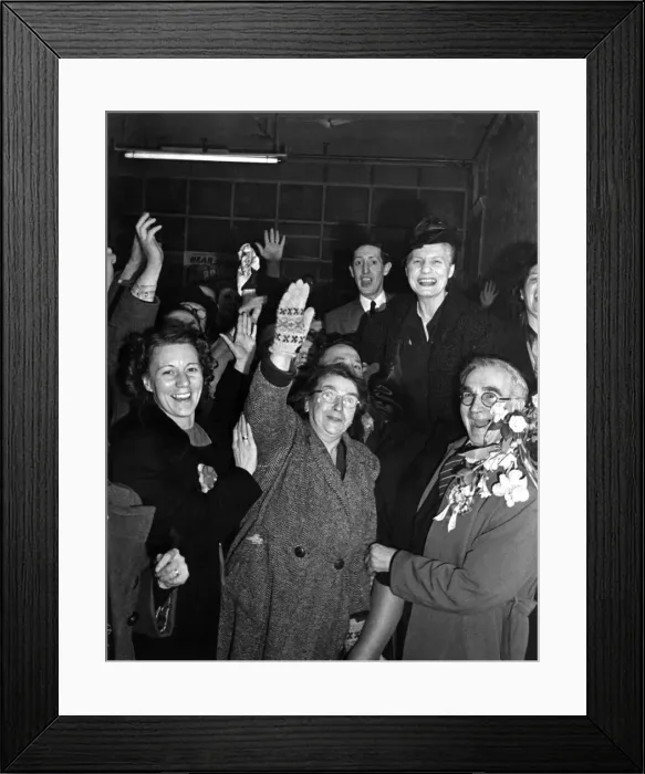 Framed Print : General Election 1950. Dr. Edith Summerskill after winning the Labour seat for Fulham Framed Print : General Election 1950. Dr. Edith Summerskill after winning the Labour seat for Fulham