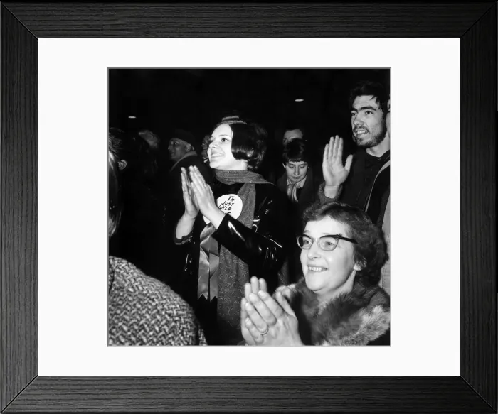 Framed Print : Supporters of Harold Wilson seen during his election speech at the Birmingham Rag Market Framed Print : Supporters of Harold Wilson seen during his election speech at the Birmingham Rag Market