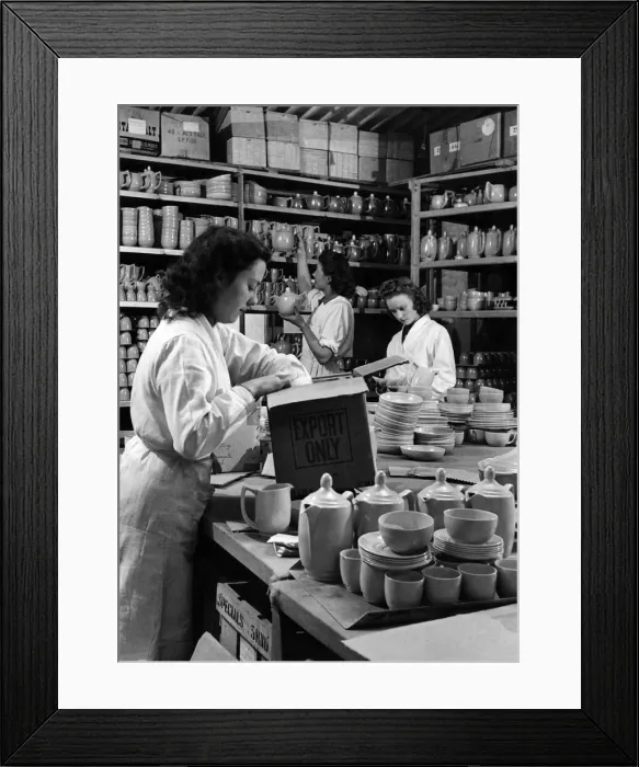 Framed Print : Mr. Sinclair-Sweeneys Pottery Factory. Girls packing the crockery for export Framed Print : Mr. Sinclair-Sweeneys Pottery Factory. Girls packing the crockery for export
