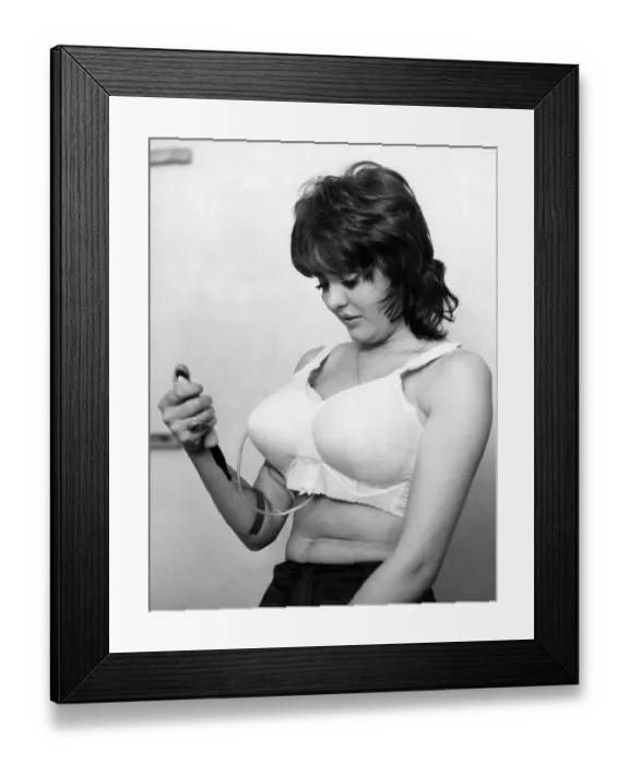 Framed Print : Instant sex appeal. 18-year-old Lindsay Anne Lord normally has a modest 34-inch bust