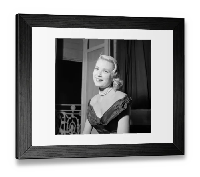Framed Print : Anniversary of Death. Grace Kelly e Princess Grace of Monaco who died 14th Framed Print : Anniversary of Death. Grace Kelly e Princess Grace of Monaco who died 14th