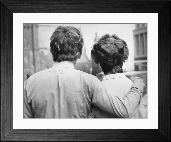 Framed Print : A young couple enjoy a cuddle in Newcastle Circa 1970 Framed Print : A young couple enjoy a cuddle in Newcastle Circa 1970