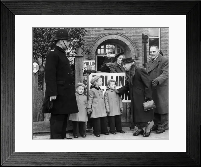 Framed Print : General Election 1950: The children of Mrs. Coreery, L to R Framed Print : General Election 1950: The children of Mrs. Coreery, L to R