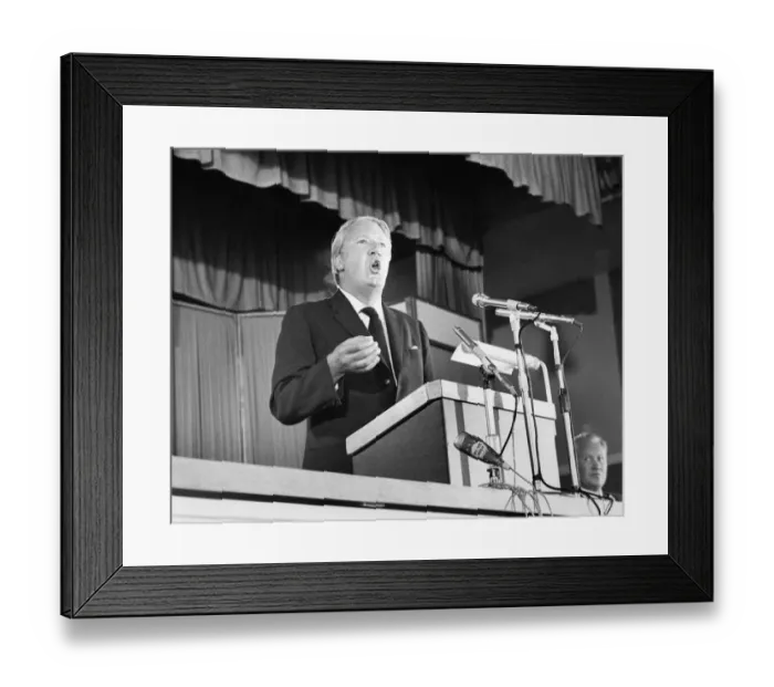 Framed Print : Conservative party leader Edward Heath speaking at an election meeting at South Croydon Framed Print : Conservative party leader Edward Heath speaking at an election meeting at South Croydon