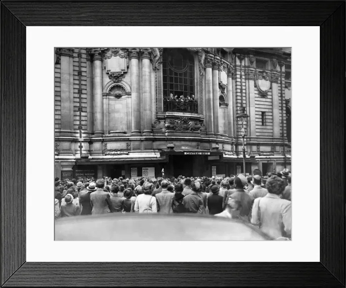Framed Print : General Election 1945: Scene outside the Central Hall Westminster at the Labour Party Framed Print : General Election 1945: Scene outside the Central Hall Westminster at the Labour Party