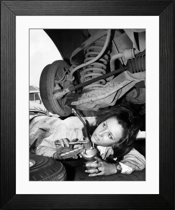 Framed Print : Diannes a delight in any gear. Like a luxurious limousine