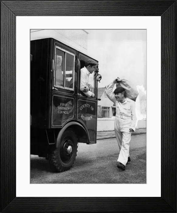 Framed Print : Dustmen of Eastwood District Council, Renfrewshire, Scotland using an old fashioned cab