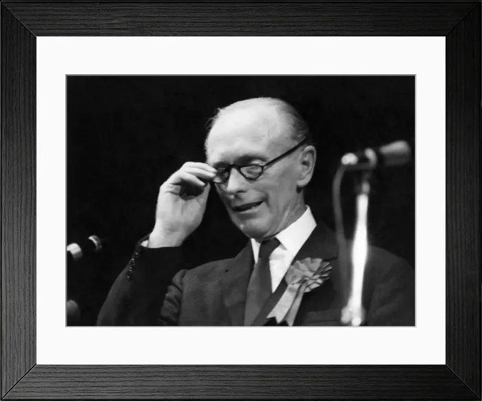 Framed Print : General Election Sir Alec Douglas Home makes a speech at Bellevue Framed Print : General Election Sir Alec Douglas Home makes a speech at Bellevue