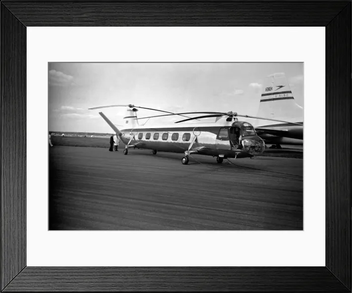 Framed Print : Farnborough Airshow. Bristol 173 Helicopter. September 1952 C4316a-019