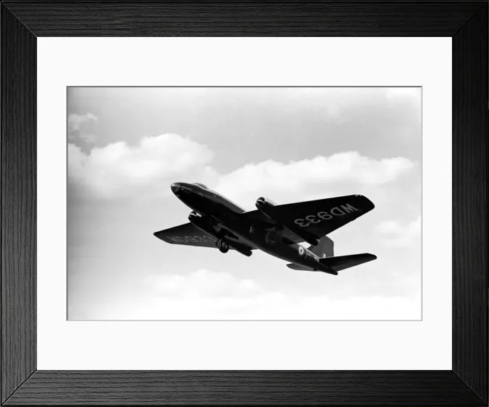 Framed Print : Farnborough Airshow. English Electric Sapphire Engines Canberra Framed Print : Farnborough Airshow. English Electric Sapphire Engines Canberra