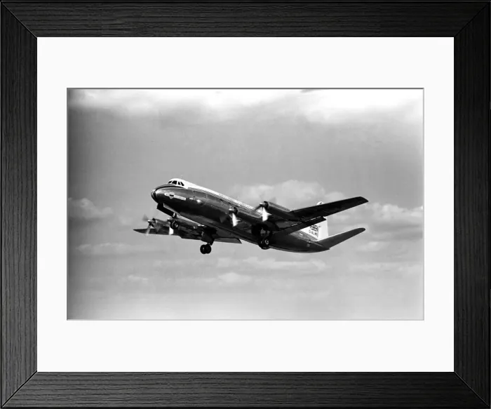 Framed Print : Farnborough Airshow. Vickers Viscount. September 1952 C4316a-014 Framed Print : Farnborough Airshow. Vickers Viscount. September 1952 C4316a-014
